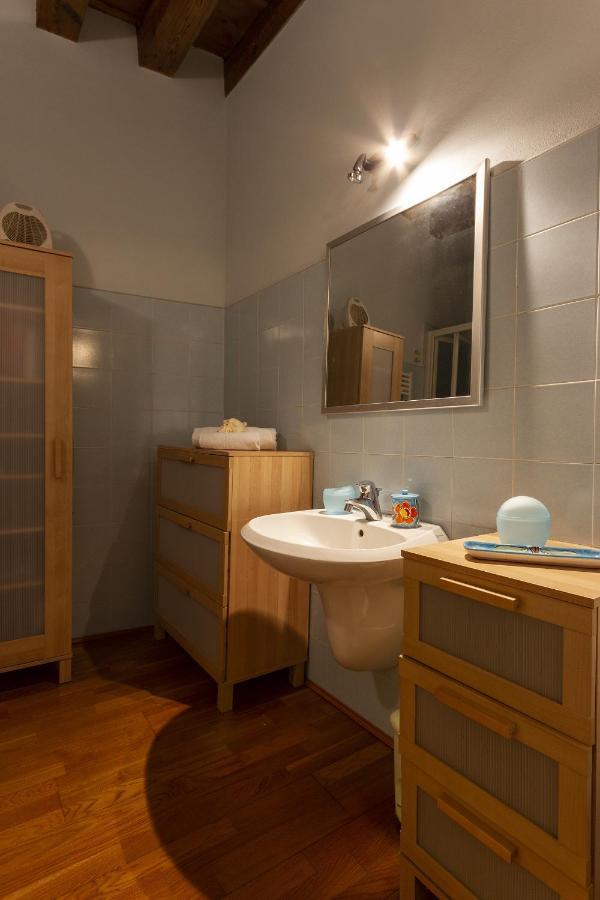 Cavour Suite - Smart Holiday マントヴァ エクステリア 写真
